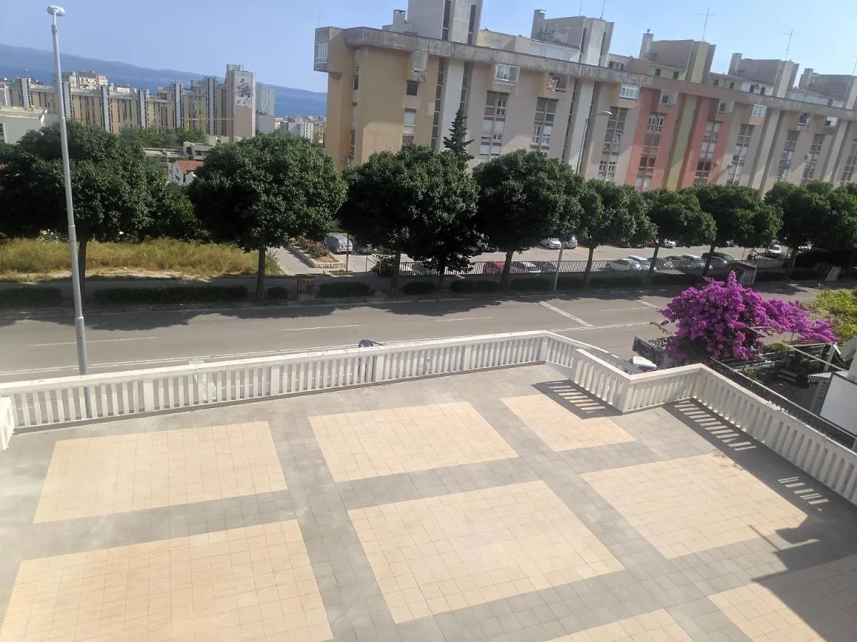 Ac Apartment With 2 Bedrooms And 2 Bathrooms-Free Private Parking Split
