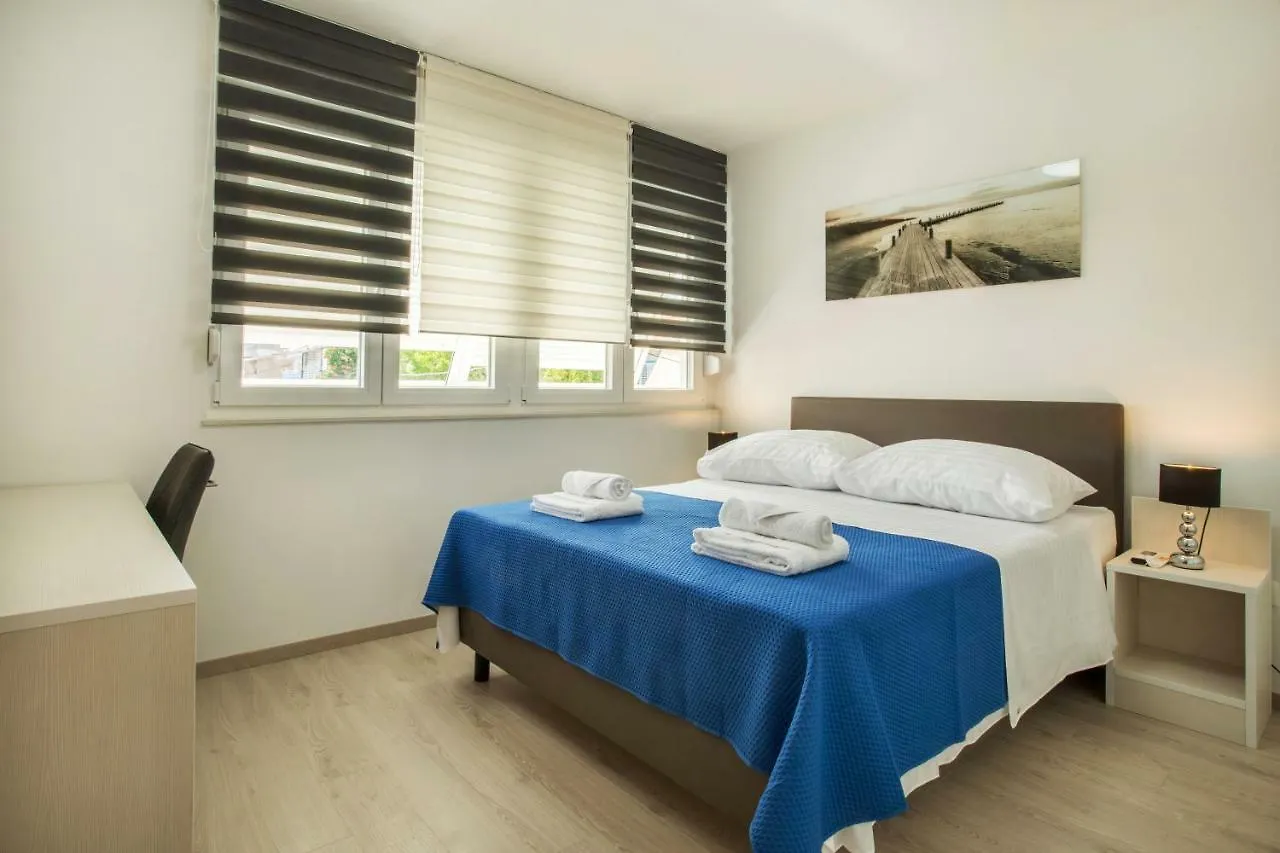 Ac Apartment With 2 Bedrooms And 2 Bathrooms-Free Private Parking Split
